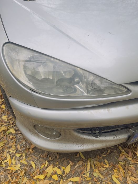 Фарове за пежо 206