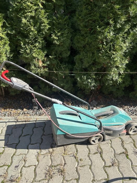 Masina tuns iarba bosch