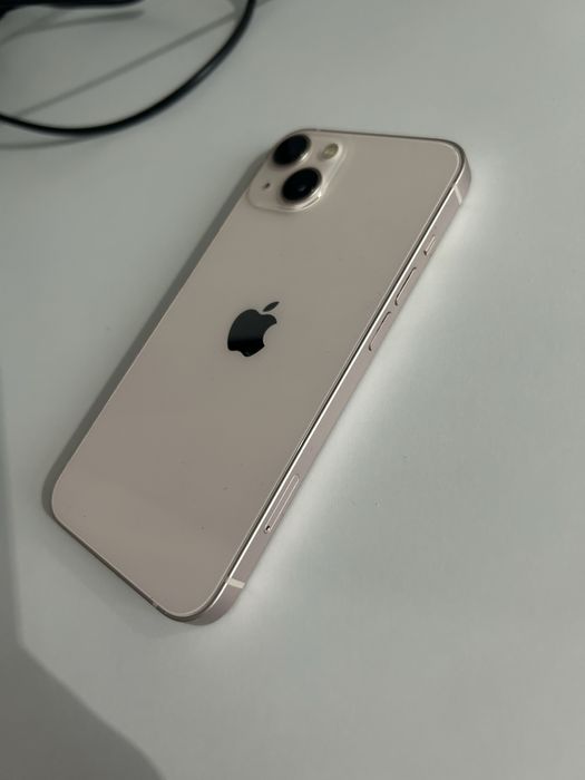 Продавам iphone 13 розов 128gb