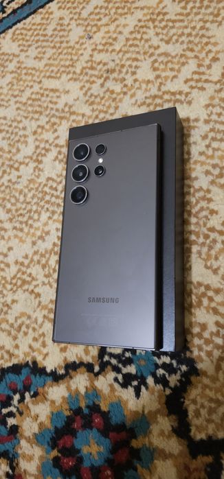 Samsung Galaxy S24 Ultra лучший