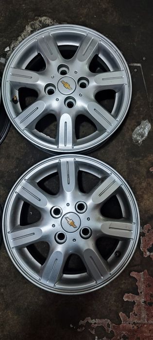 Spark radnoy R14 diska sotiladi