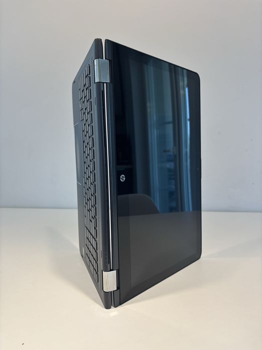 Laptop HP Envy rabatabil 1TB memorie