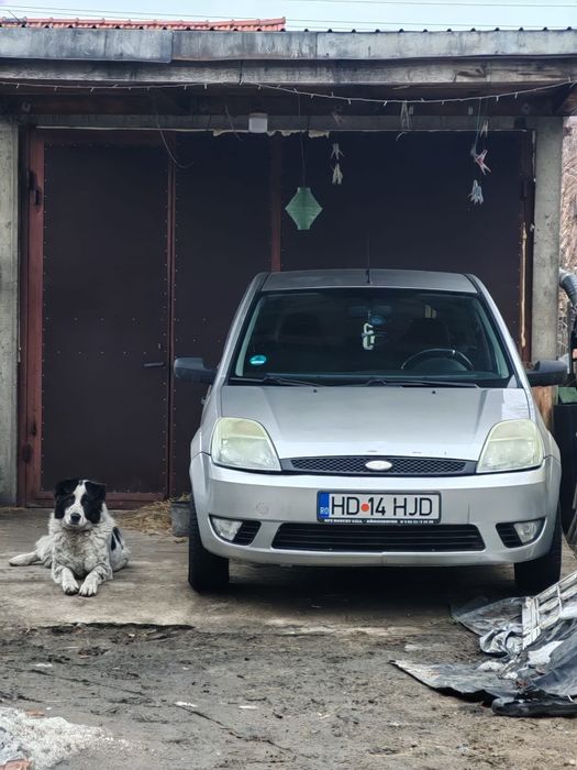 Casă de vânzare renovată recent in Petrosani, zona colonie