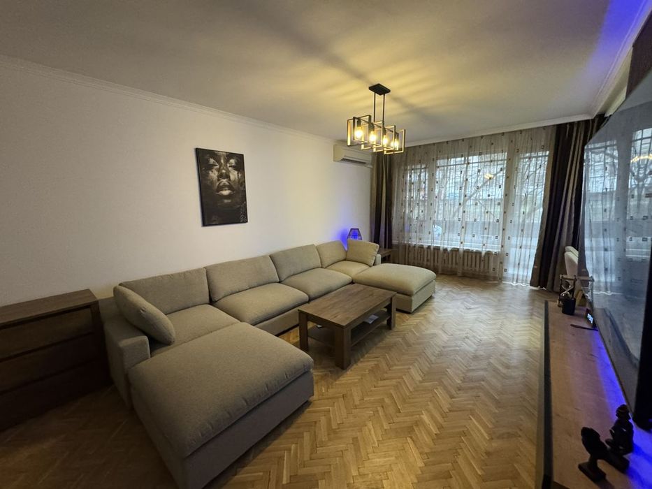 Тристаен апартамент в отлично състояние! ж.к. Медицинска академия!