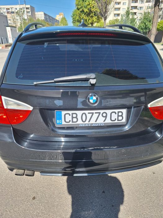 Продавам BMW 325 IX 2007