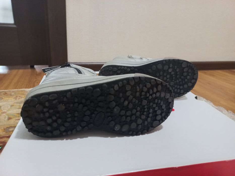 Зимние сапоги на девочку 29 размер