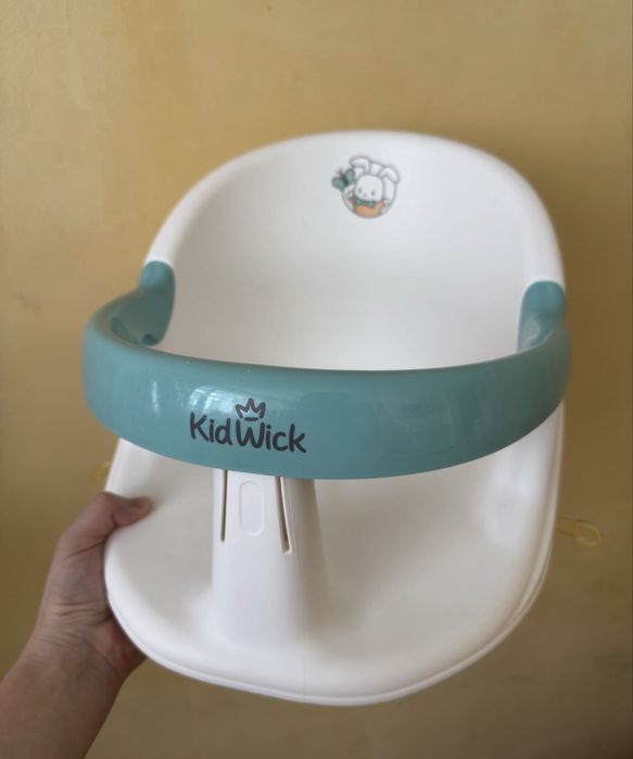 Детское сиденье для ванны