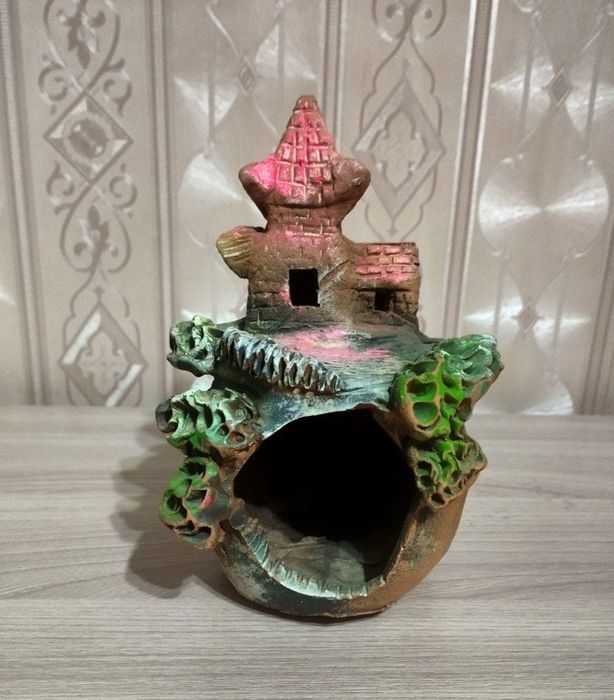 Продаётся Аквариум и фильтры к нему