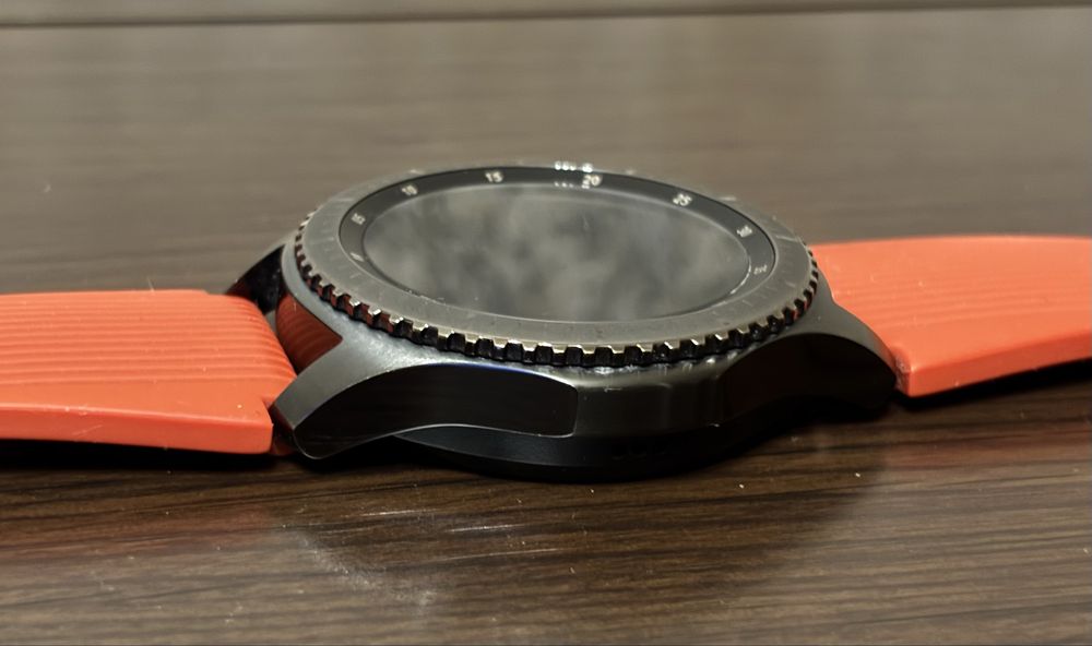 Часы Samsung Galaxy Gear S3 Frontier