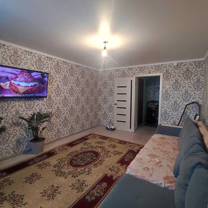 3х ком кв. год 1990, кирп. 2мкр