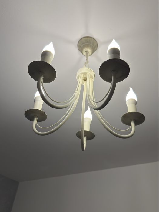 Vând candelabru si aplica perete