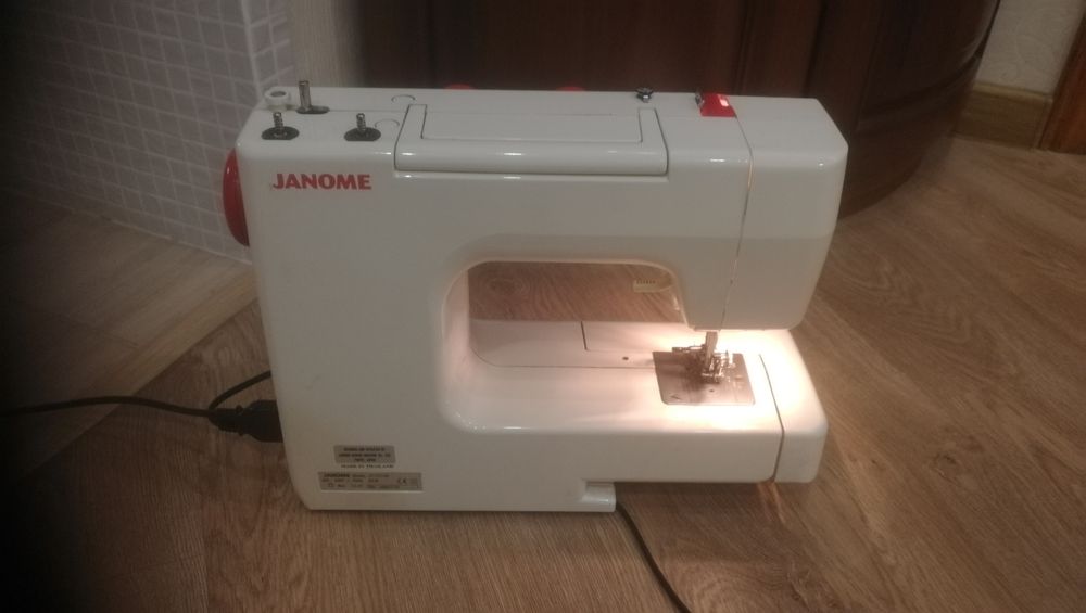 Пролам швейную машинку.