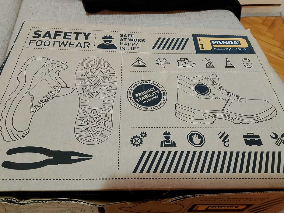 продавм изгодно чисто нови зимни обувки-мъжки и дамски