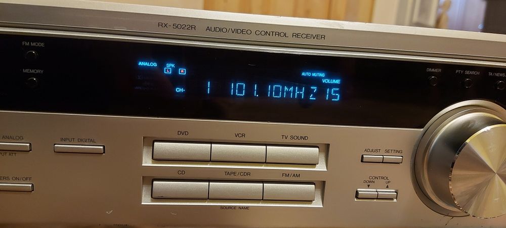 Amplituner JVC original