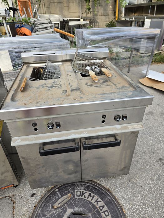 Фриктюрници двойни 2400лв газ