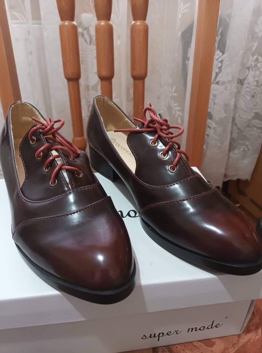 Прометни-есенни дамски обувки