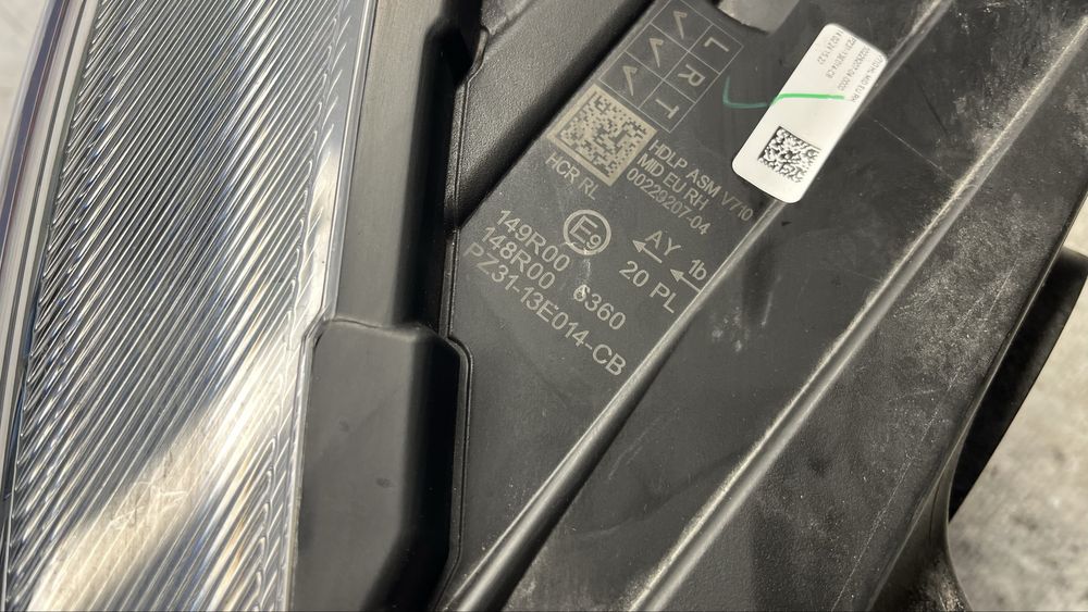 Ford Transit Custom ляв и 2 броя десен фар