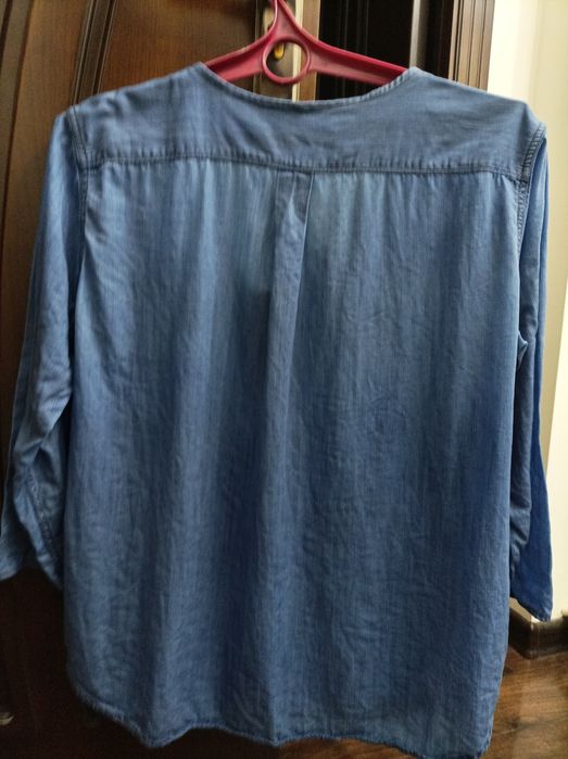 Джинсовая рубашка, привозная очень хорошем состоянии -48 размер