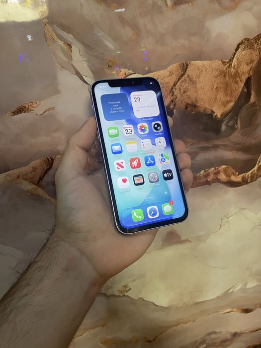 Продам телефон Айфон 12 128Gb