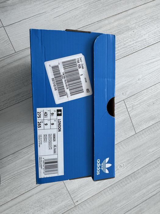 Adidas Originals London City Series, различни цветове