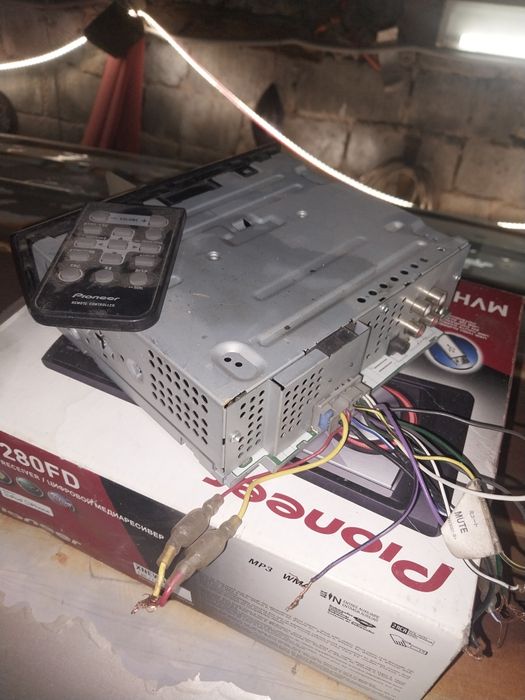 Продам автомагнитолу