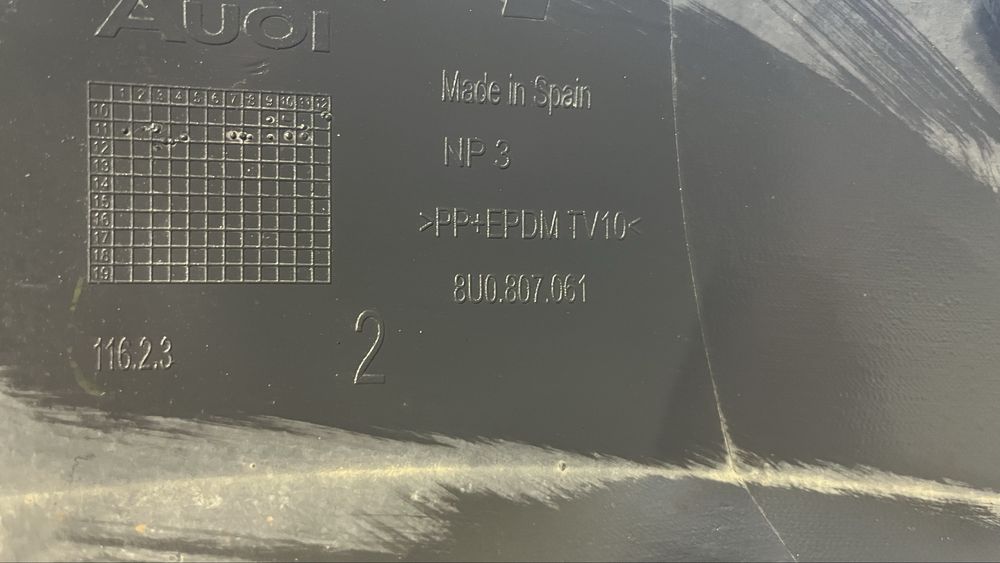 Лип и предпазител Audi Q3 (2015-2018)