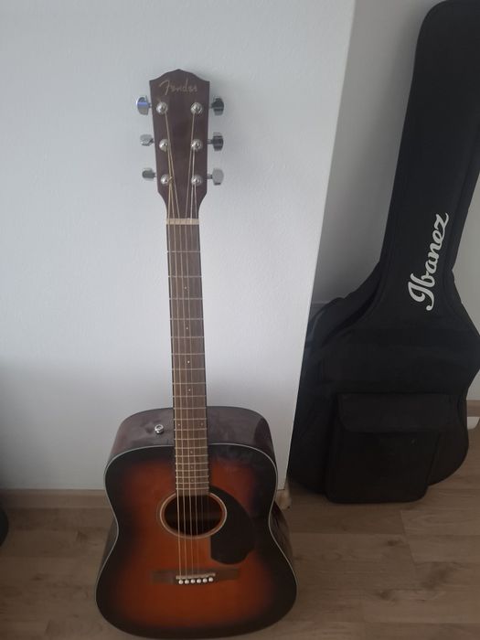 Fender CD-60 SB Acoustic Guitar + Ibanez Gig Bag