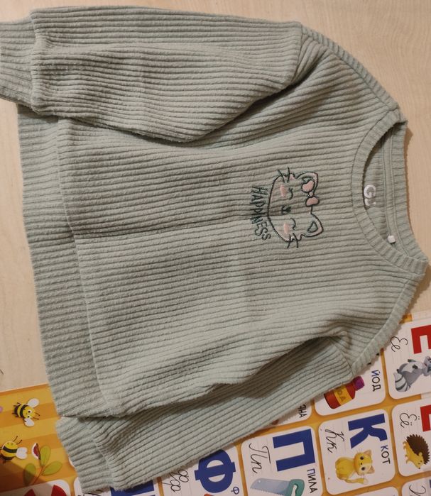 Продам кофты на девочку