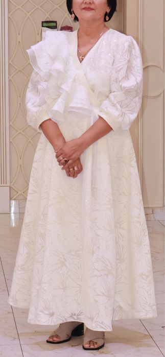 Продам очень элегантное платье на мероприятия