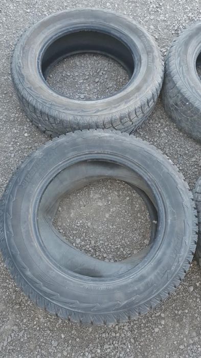 Продам резину бу hankook 225/65 R17