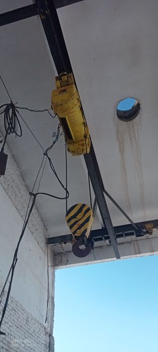 Продам пяти тонные тельфера