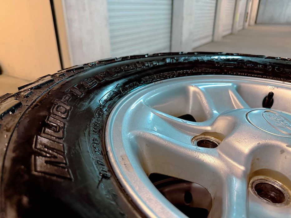 BFGOODRICH MUD TERRAIN 265/70/16 KM3 Defender 5x165.1 Boost алуминиеви джанти