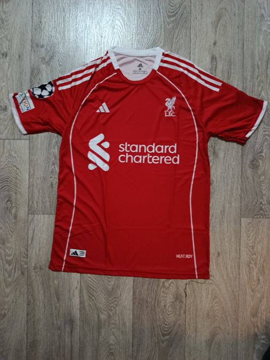 Мъжка футболна тениска на Салах Ливърпул  с размери S,M,L, XL u 2XL
