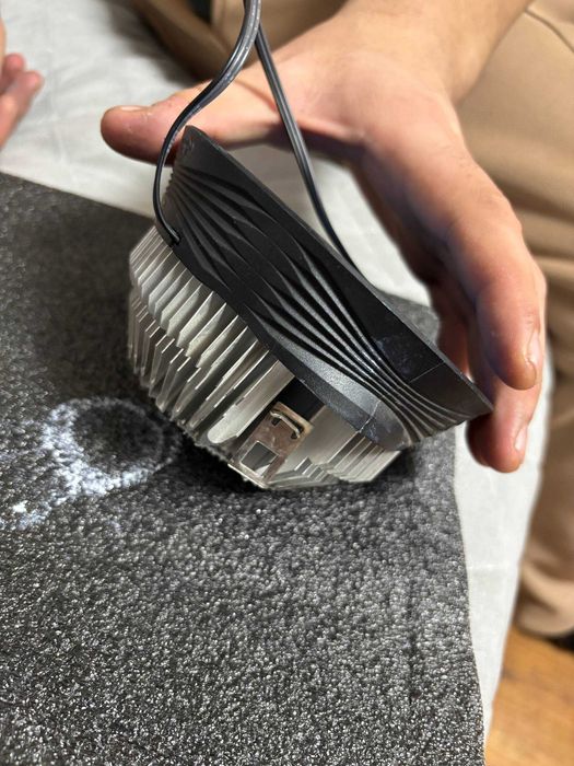 Кулер DeepCool для Intel (тихий, рабочий)