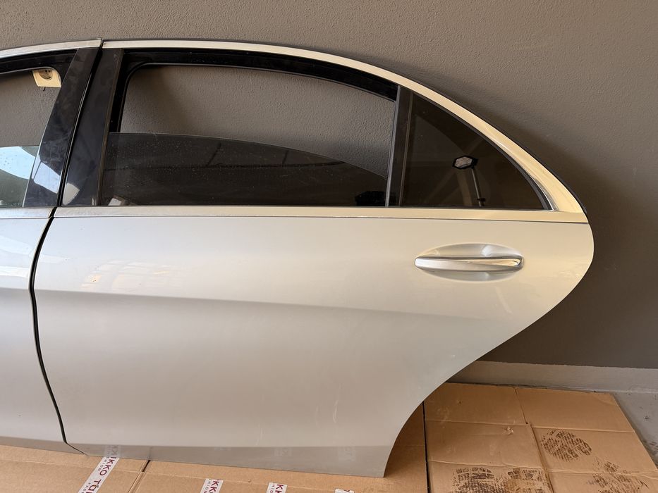 Usa Fata / Spate Usi Stanga Mercedes W222 S Class 2013-2017