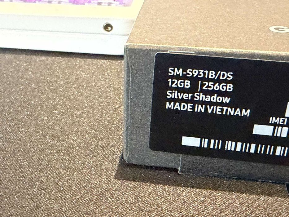 S25 256GB  Неразличим от нов на 40 Дни!