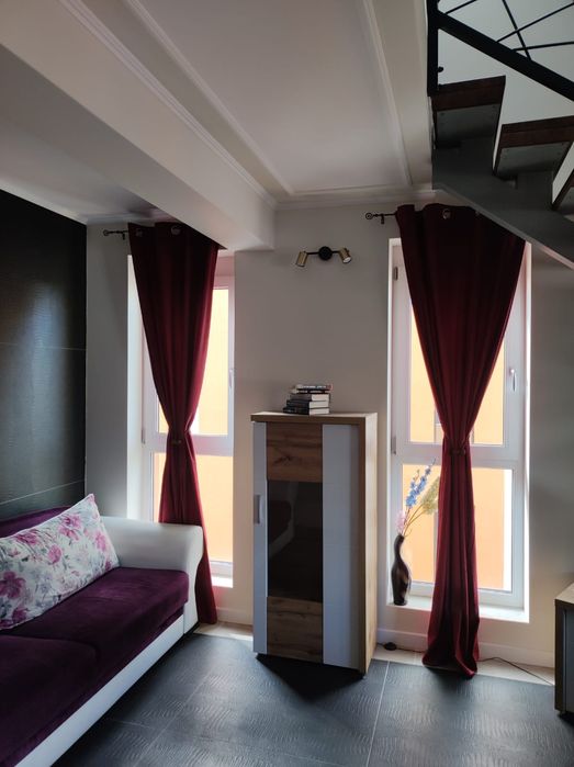 Apartament de închiriat, 3 camere, 2 nivele,loc de parcare, zona Giroc, in spate la Lidl