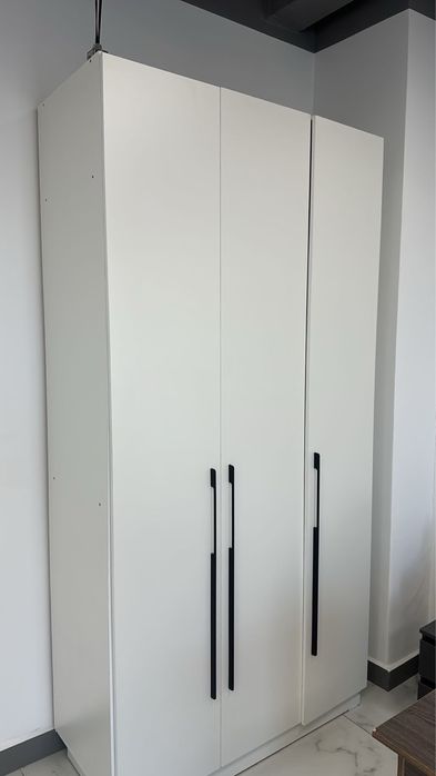 Шкаф для дома или офиса. Срочно!