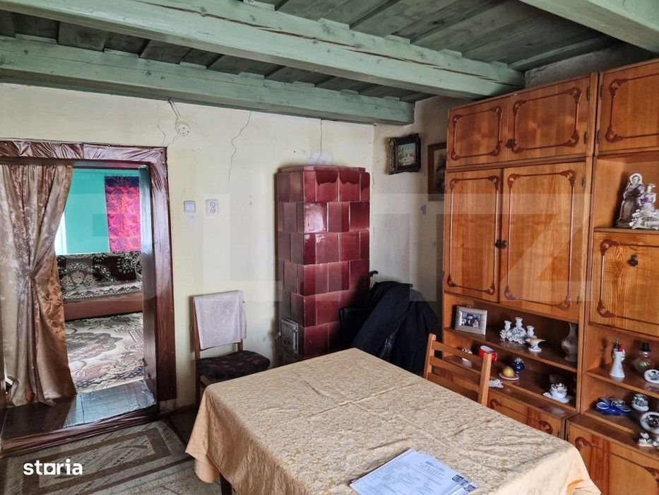 Casa individuala renovabila, teren 2300 mp, comuna Alunis