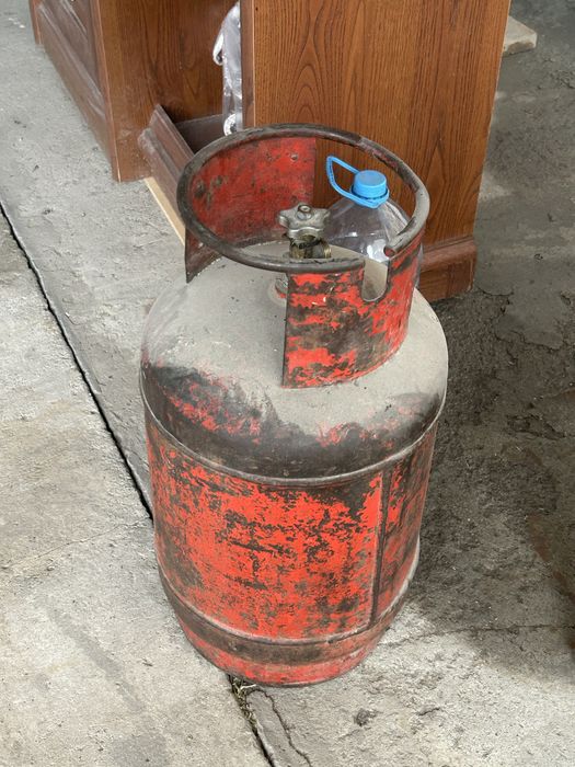 продаю газ баллон