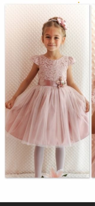 Рокля за принцеси 116 и 158
