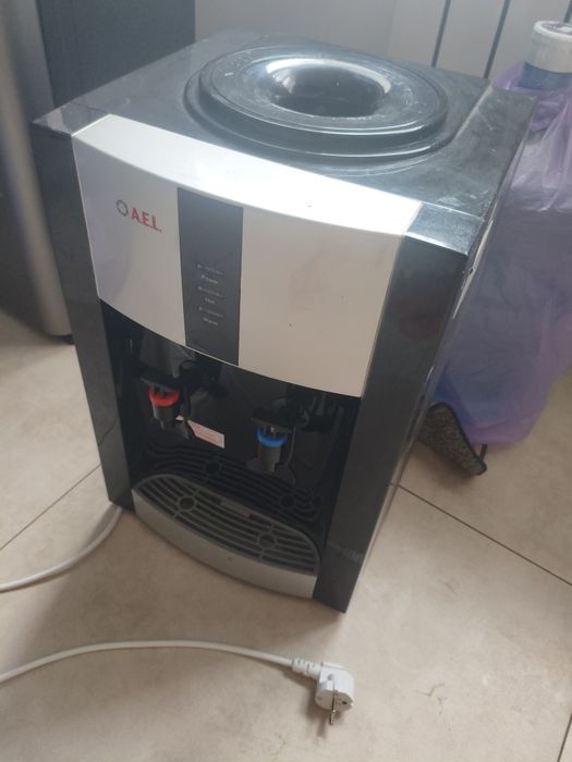 Продам кулер для воды