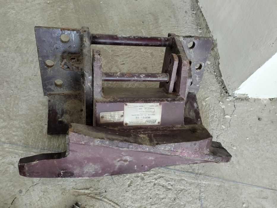 Продам Сбрасывающий башмак колесосбрасыватель