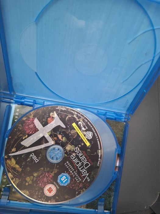Дневниците на вампира сезон 2 /The Vampire Diaries Blu-ray