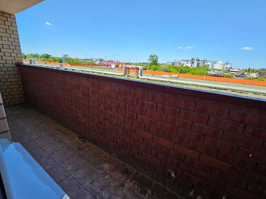 Продам 2 ком квартиру в новостройке