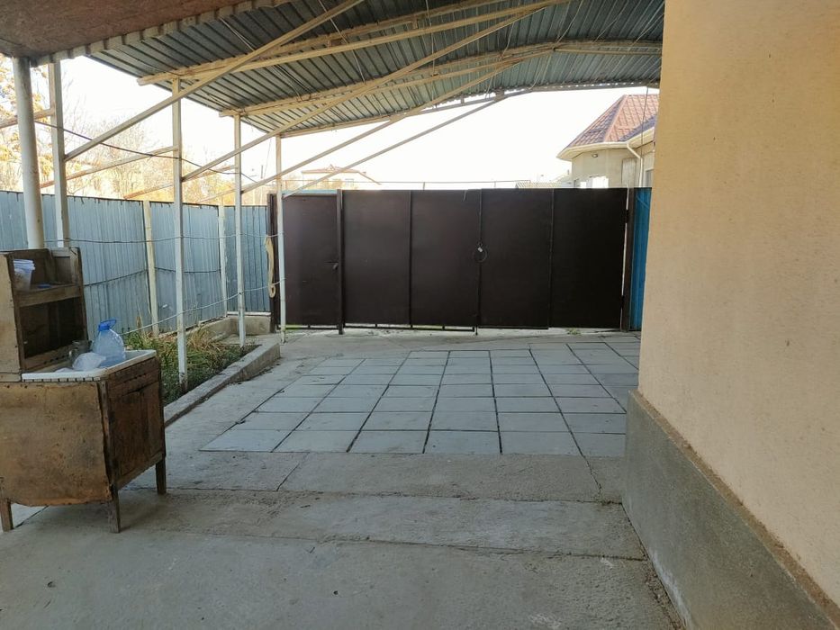 Үлкен үй екіқабатты