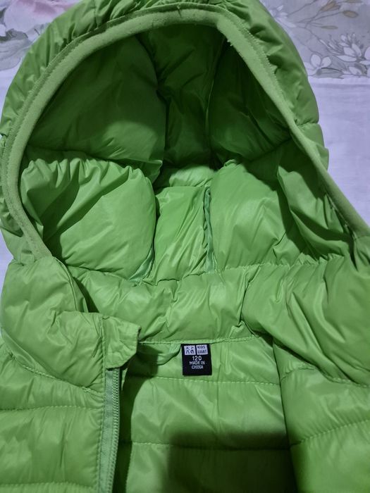 Куртка детская непромокаемая.