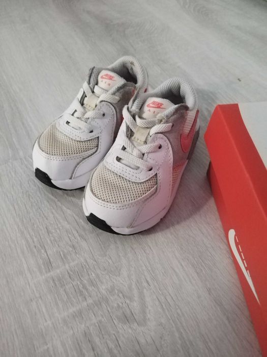 Детски маратонки NIKE