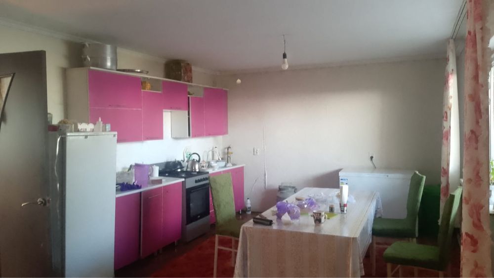 Үй сатылады 4 бөлмелі