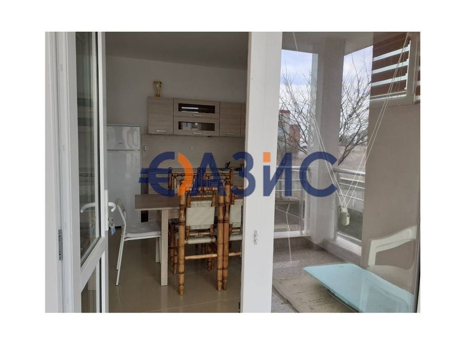 Нова триетажна къща с изглед към морето в гр. Свети Влас, Инцараки,